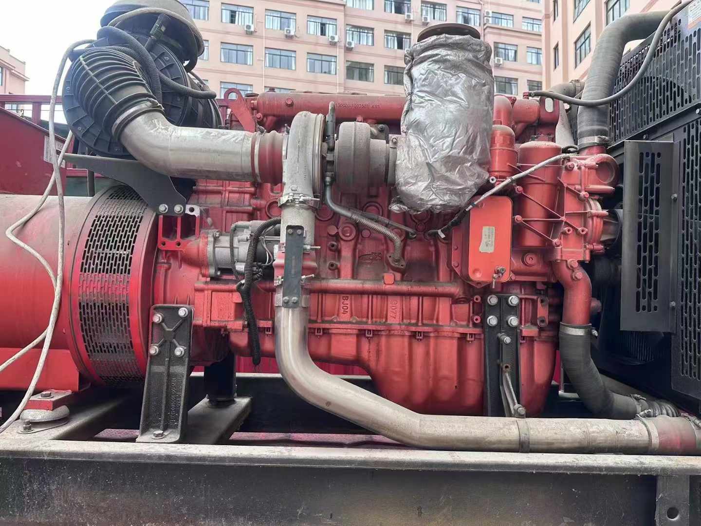 柯坪如何选择适合 600kW 柴油发电机组的过载保护器？